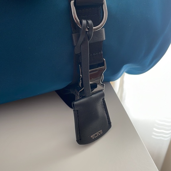 Tumi Voyageur Misty Duffle Bag - Picture 12 of 12